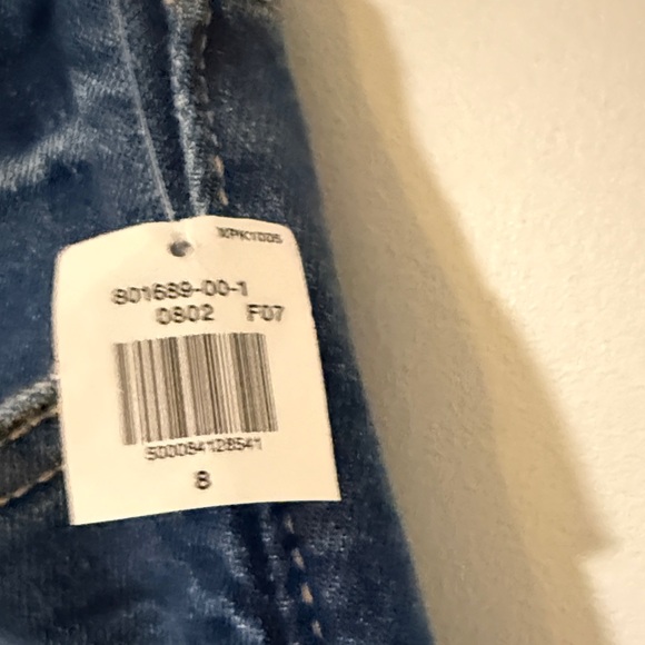 Old Navy Dark Blue Cropped Jeans - Picture 5 of 6